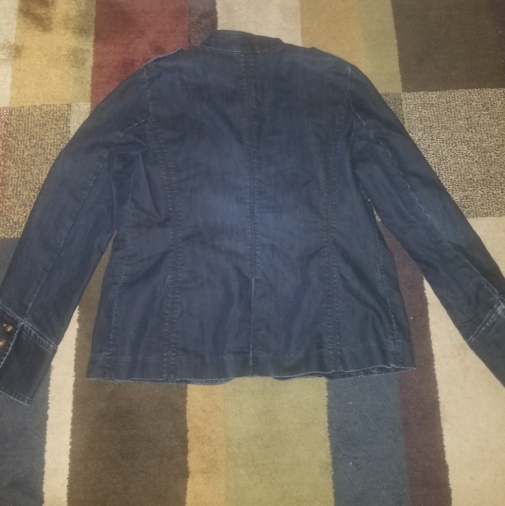Jean jacket - Picture 2 of 3